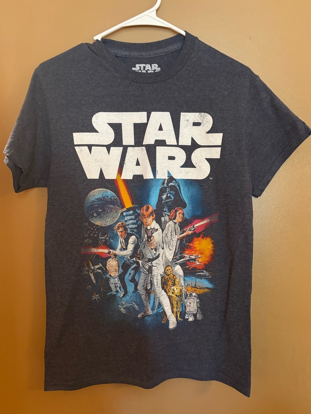 Star Wars Graphic Tee Size Small NWOT